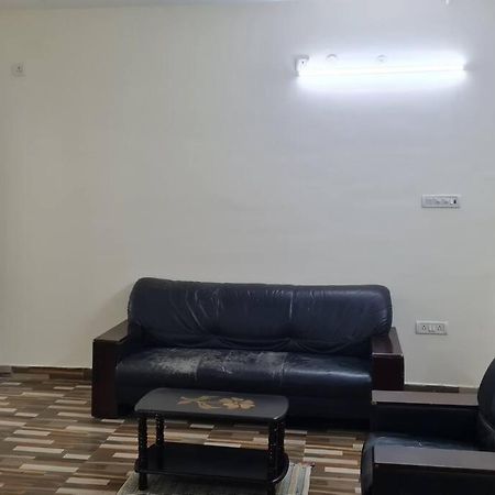 Willa Kamalam 2 Bhk - Non Ac Coimbatore Zewnętrze zdjęcie